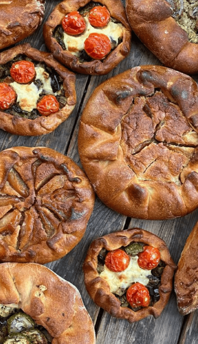 Изображение [Екатерина Сваровская] Ржано-пшеничное тесто и пироги с разнообразными начинками (2022) в посте 281259